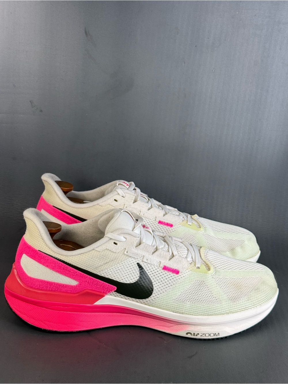 Nike Air Zoom Structure 25 'Sail Hyper Pink' athletic sneaker shoes men’s 15